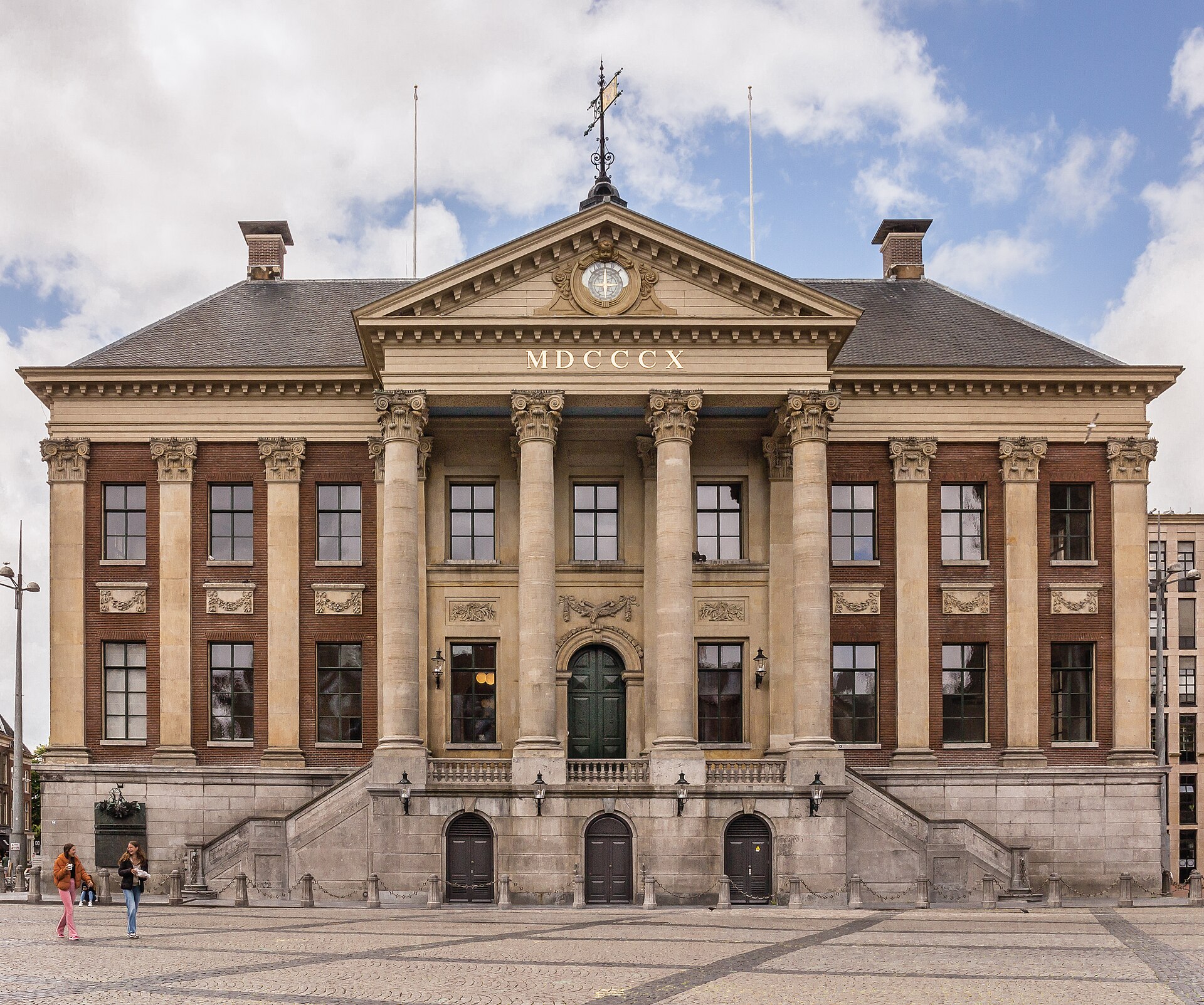 Historic and modern architecture in Groningen city centre