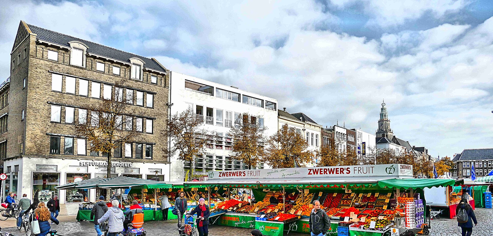 Fresh food stalls on Groningen's Vismarkt